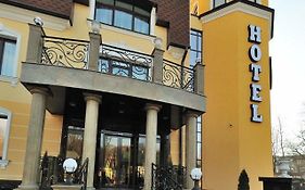 Парк-Отель Замковый Гомель Exterior photo